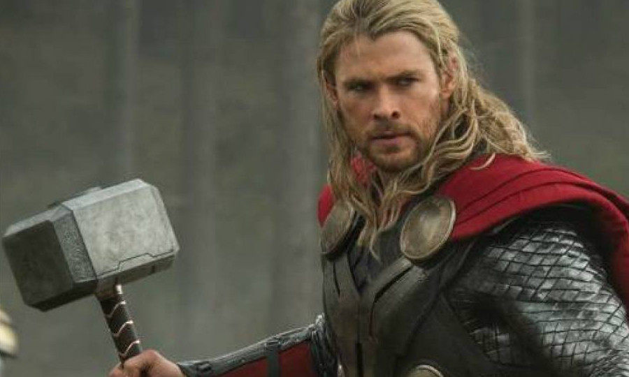 Music FM - Conhecido por dar vida ao super-héroi Thor, o ator Chris  Hemsworth vai estrelar o novo filme original da Netflix. A produção ganhou  o nome de Resgate e mostra a