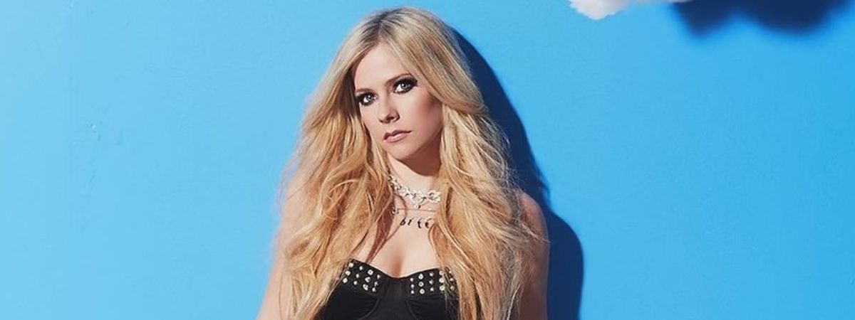 Avril Lavigne lança cover de Hello da cantora Adele – Rádio Mix FM