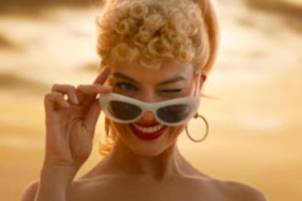 Margot Robbie como a Barbie em teaser de novo filme